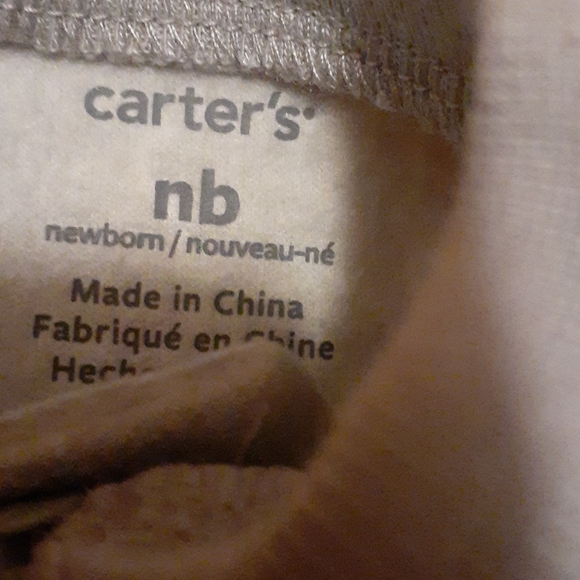 NWT CARTERS NEWBORN PAJAMAS - Picture 3 of 4